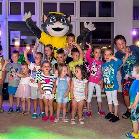 Отель Duga Uvala 3*
