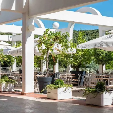 Duga Uvala Hotel