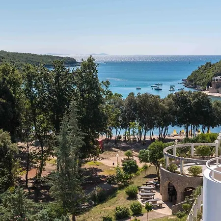 Duga Uvala Hotel
