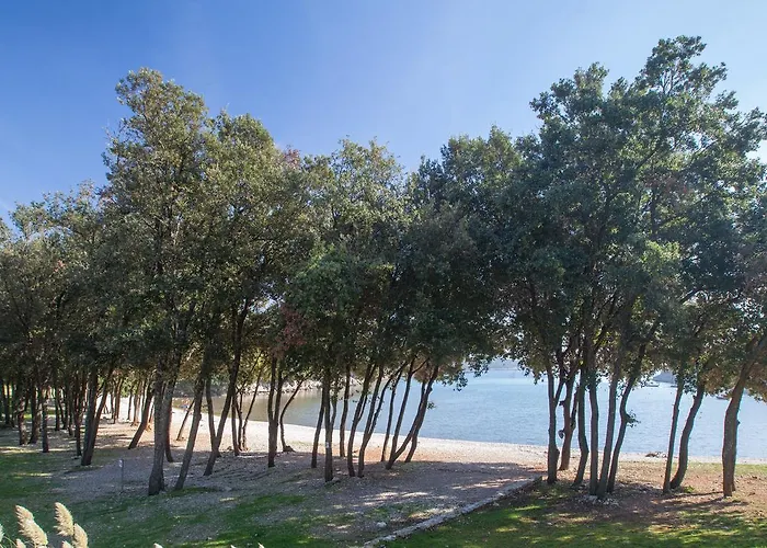 ホテル Duga Uvala